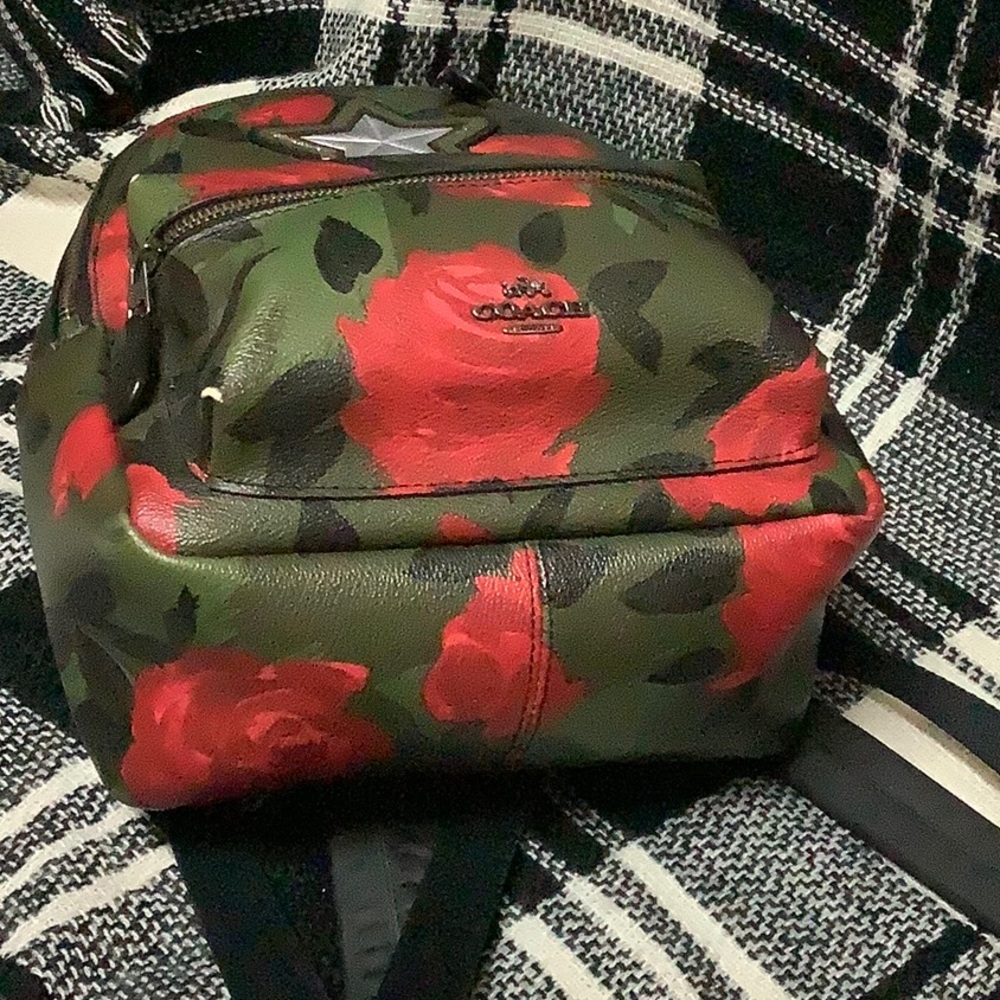 Coach camo rose Star mini backpack - Picture 5 of 10